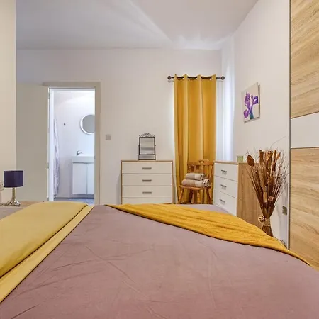 Seaview Balcony In דירה Gzira