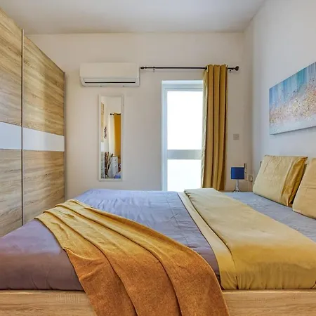 דירה Seaview Balcony In *