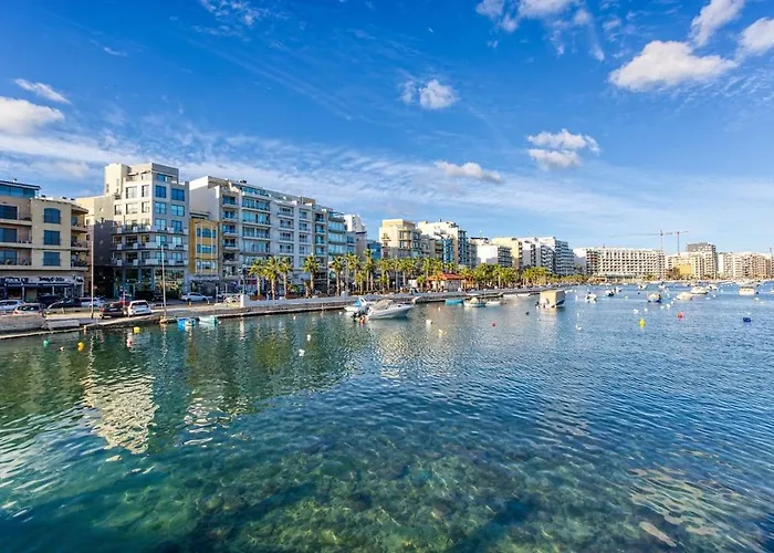 Seaview Balcony In Gżira