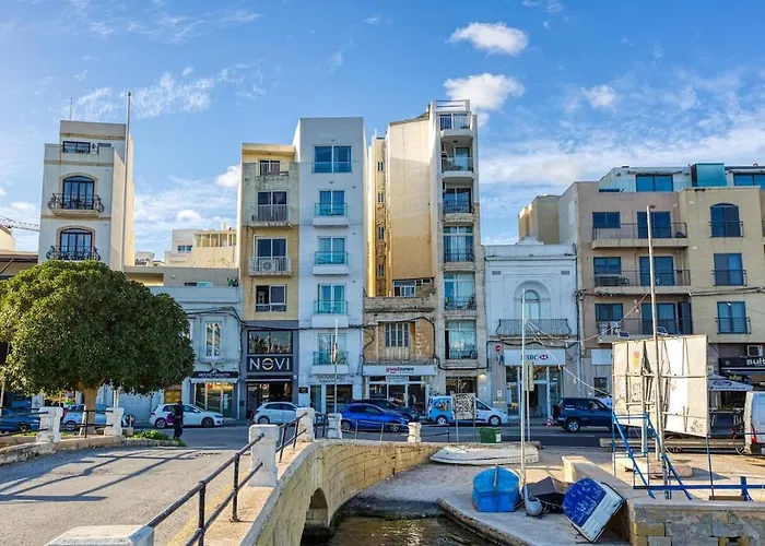 Seaview Balcony In Gżira